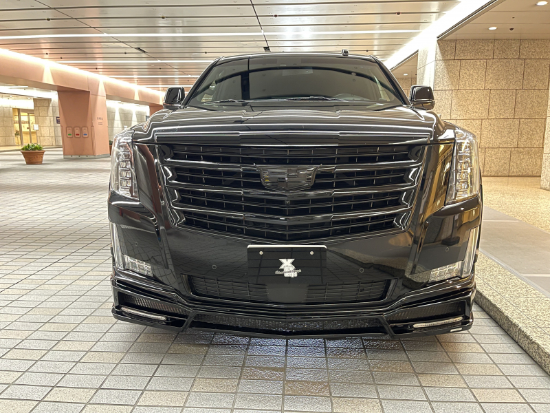 キャデラック エスカレード プラチナム正規ディーラー車 | アメ