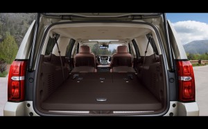 2015-Chevrolet-Tahoe-and-Suburban-Chevrolet-Suburban-Interior-3-1280x800