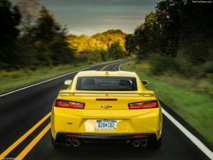 Chevrolet-Camaro_2016_1024x768_wallpaper_1e